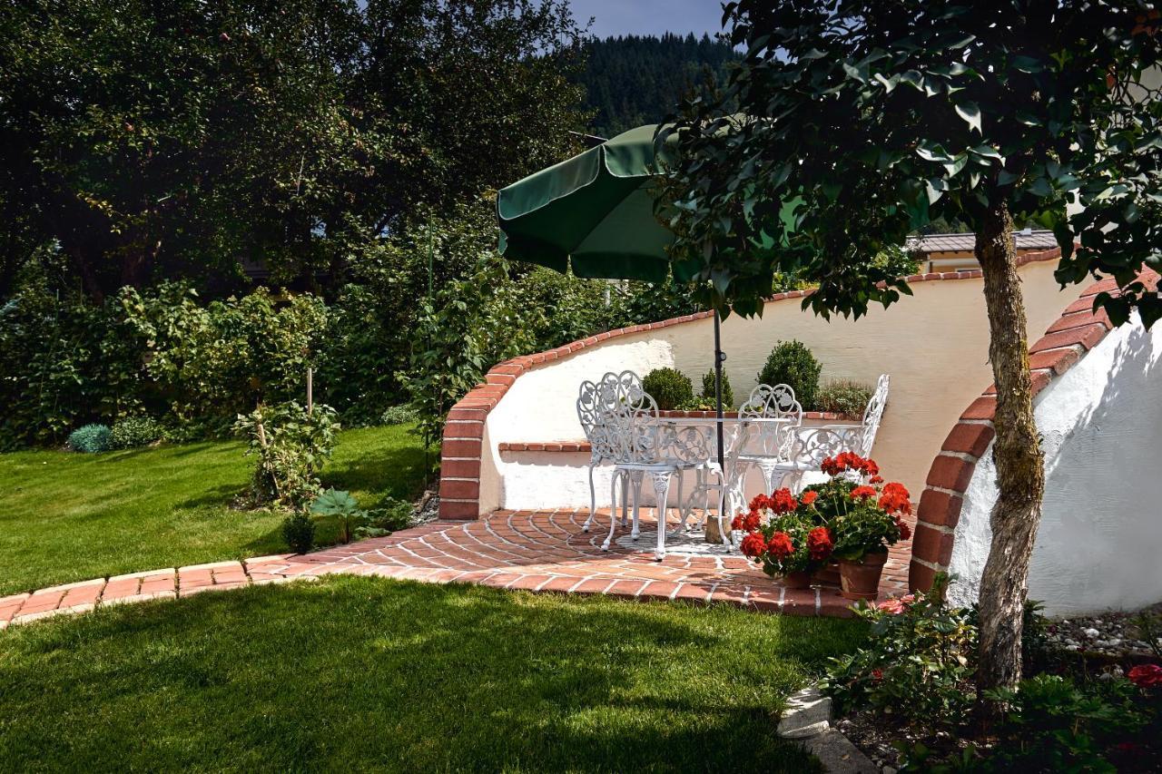 Hotel Garni Tannenhof Flachau Exteriör bild