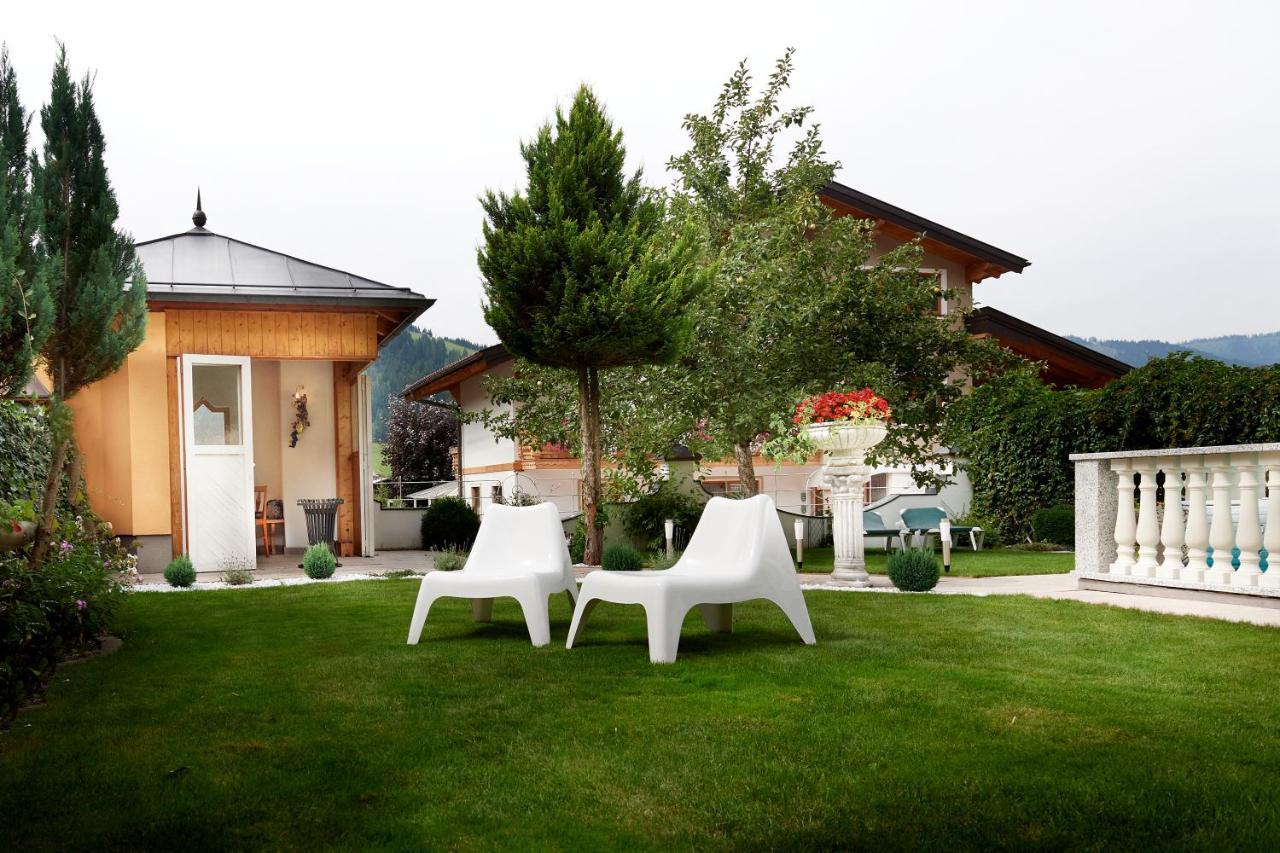 Hotel Garni Tannenhof Flachau Exteriör bild