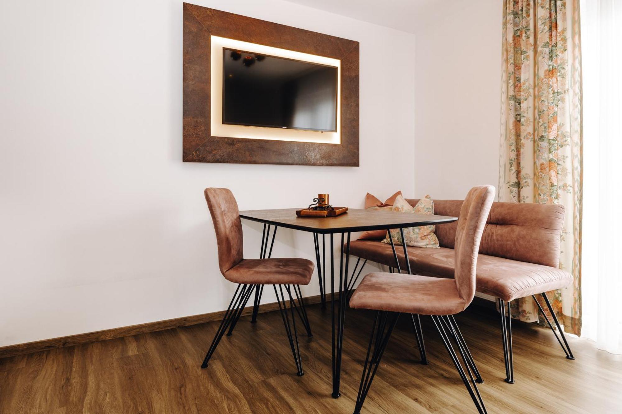 Hotel Garni Tannenhof Flachau Exteriör bild