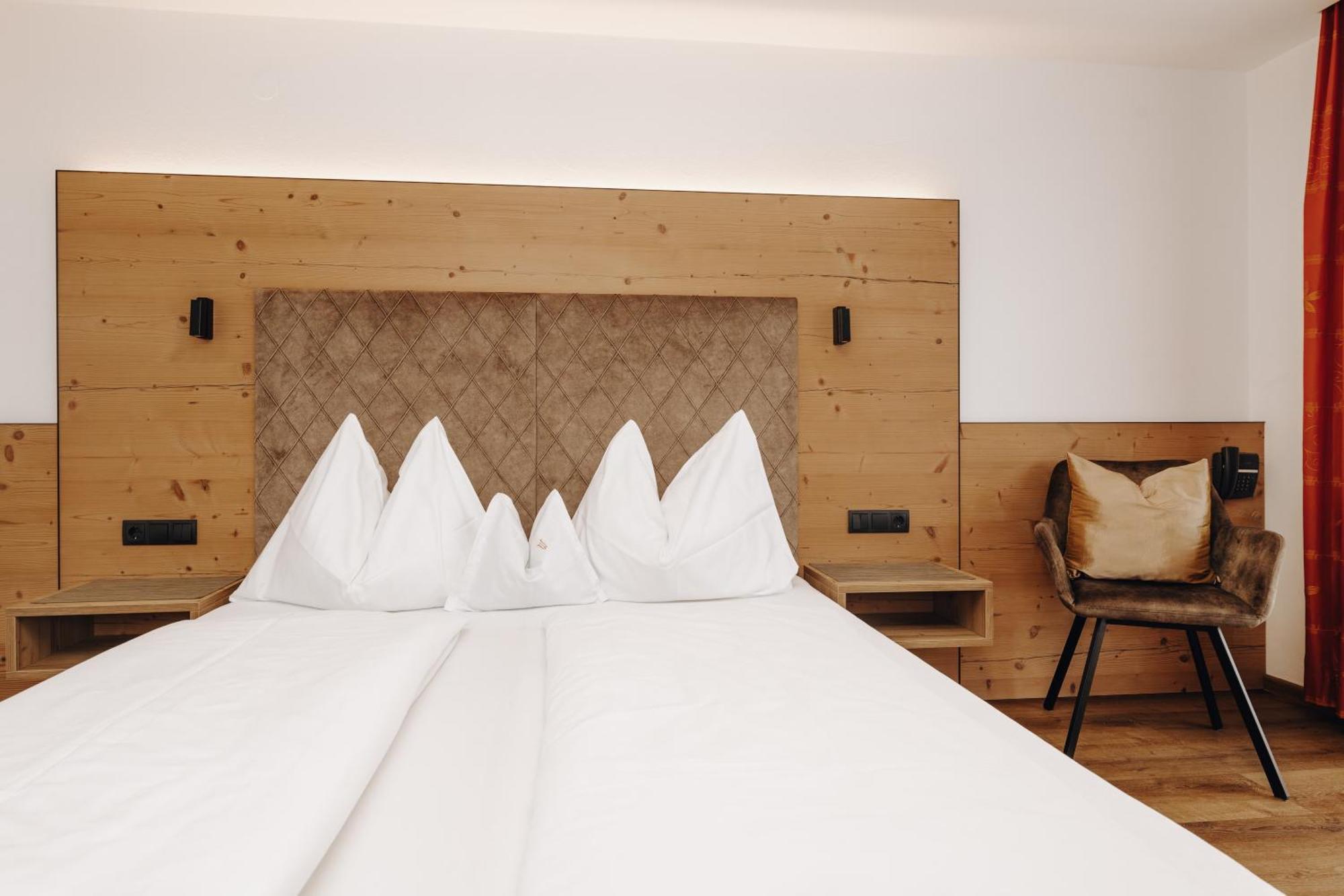 Hotel Garni Tannenhof Flachau Exteriör bild