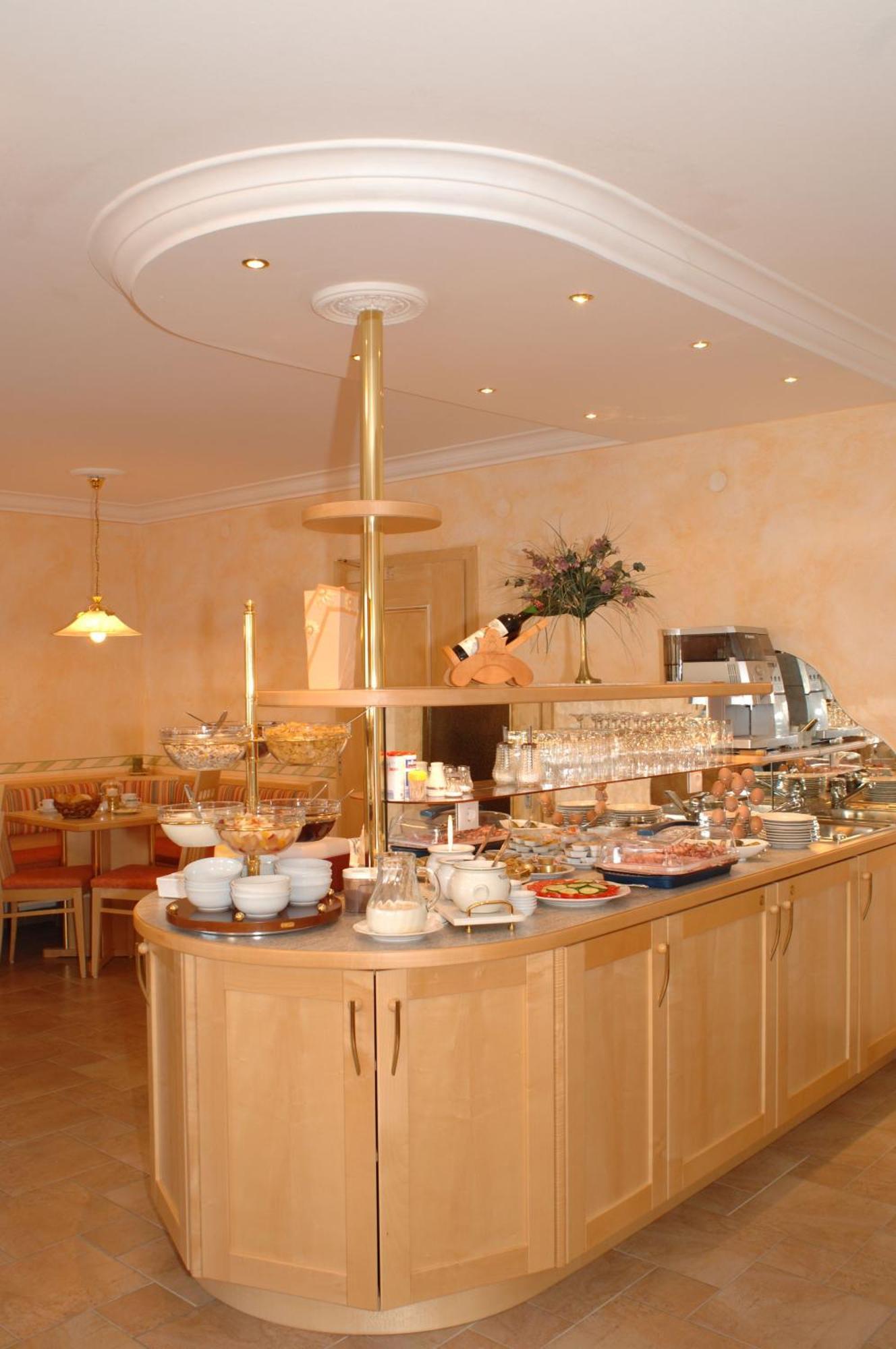 Hotel Garni Tannenhof Flachau Exteriör bild