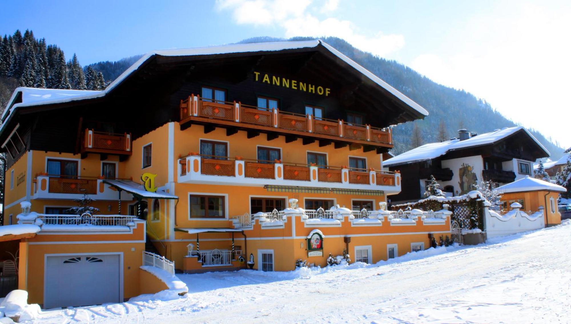 Hotel Garni Tannenhof Flachau Exteriör bild